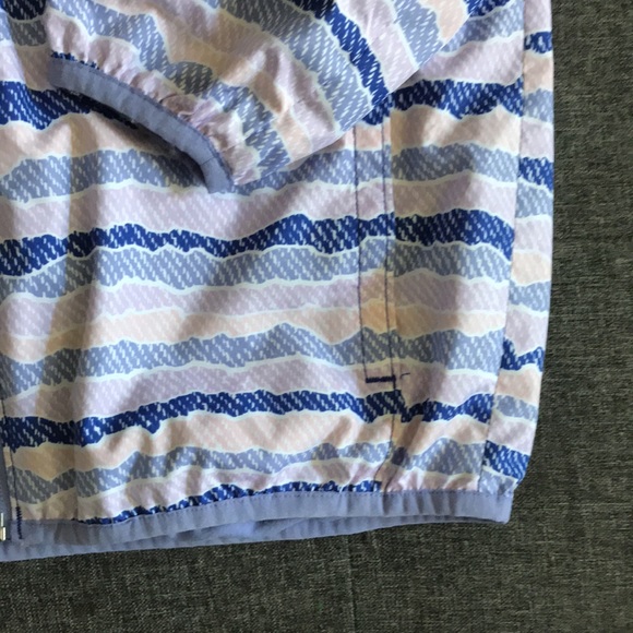 Columbia Girls L Jacket w adjustable hood gd condition - Picture 3 of 4